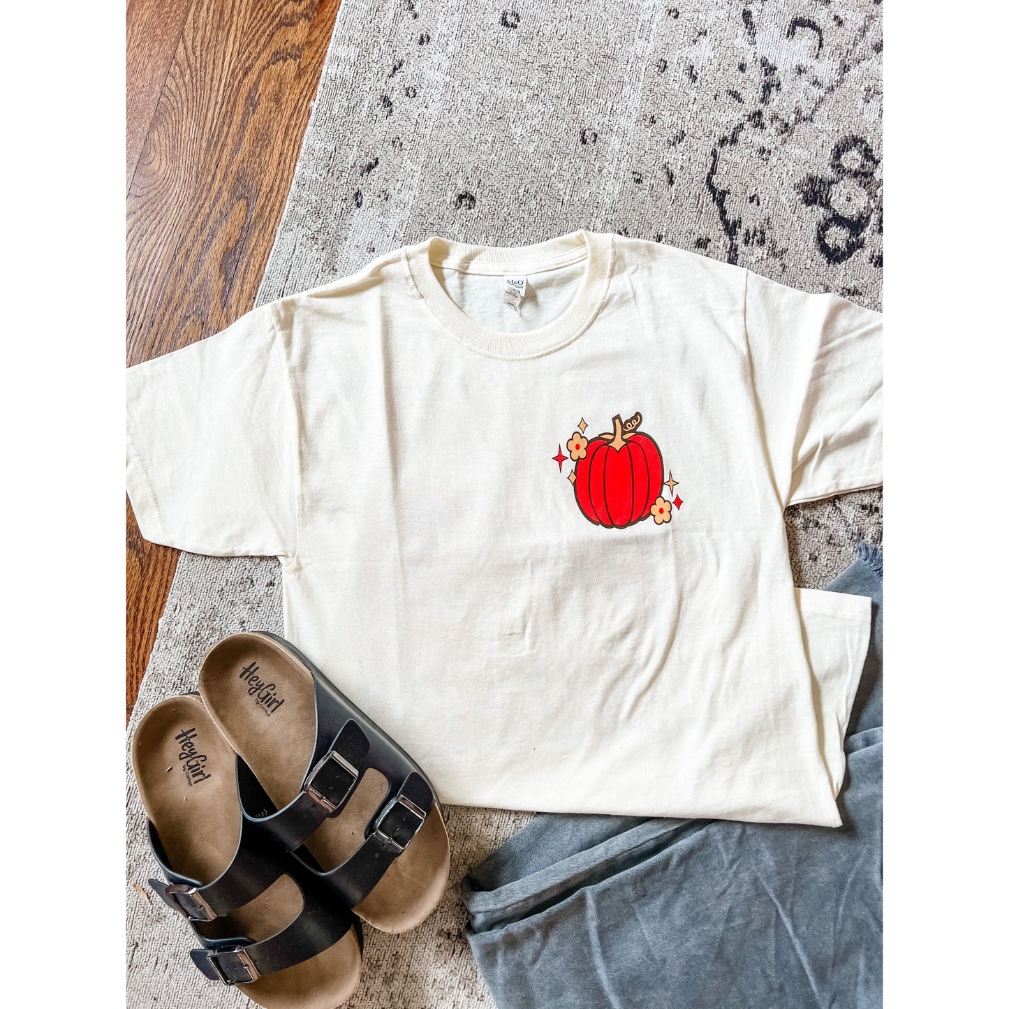 Fall Feels Graphic tee